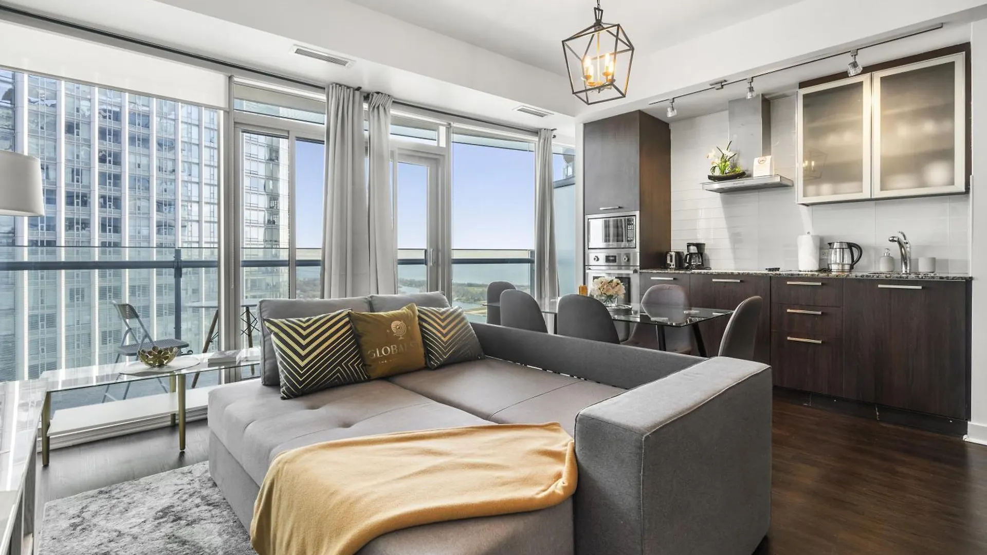 Globalstay Gorgeous Downtown Apartment Toronto Canadá