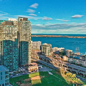 Guestic At Cityplace - Lake View & One Free Parking Toronto