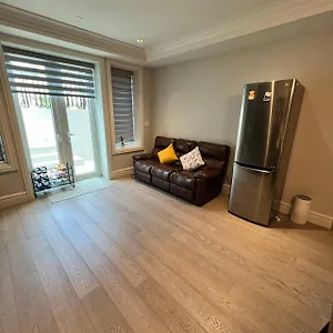 Private In West Vancouver